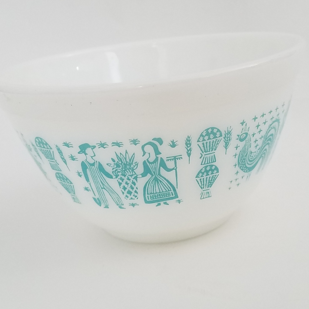 Vintage Pyrex Amish Butterprint Small Mixing Bowl